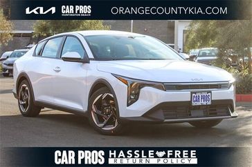 New 2025 Kia K4 EX