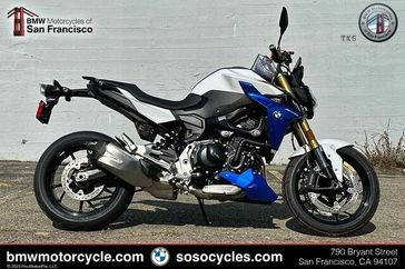 2023 BMW F 900 R in a LT WHT/RC BLU/RC RED exterior color. SoSo Cycles 877-344-5251 sosocycles.com 