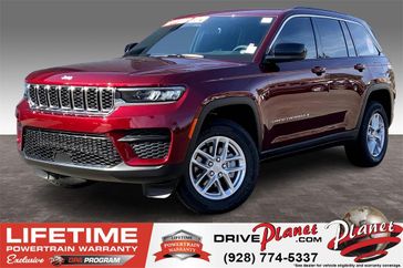 2025 Jeep Grand Cherokee Laredo X 4x4