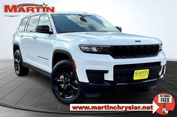 New 2025 Jeep Grand Cherokee L Altitude X 4x2
