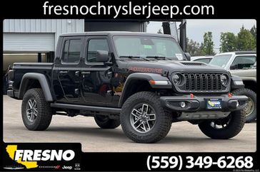 New 2026 Jeep Gladiator Mojave 4x4