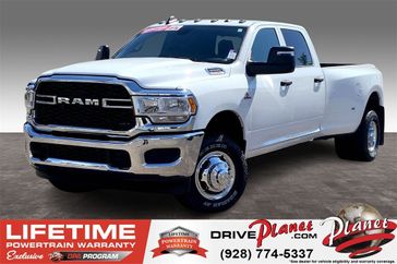 2024 RAM 3500 Tradesman Crew Cab 4x4 8' Box