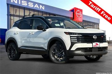 New 2026 Nissan Kicks SR