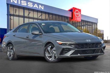 Used 2024 Hyundai Elantra Limited