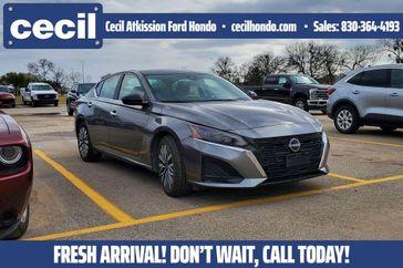 Used 2025 Nissan Altima 2.5 SV