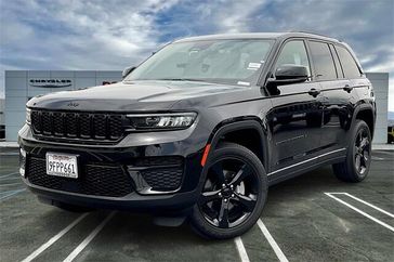 2023 Jeep Grand Cherokee Altitude