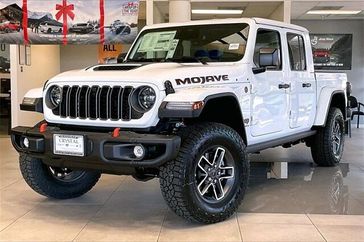 New 2026 Jeep Gladiator Mojave X 4x4