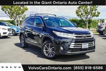 Used 2017 Toyota Highlander 