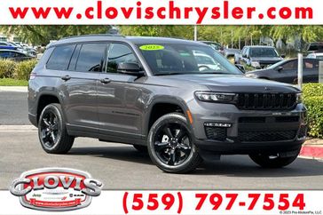 New 2025 Jeep Grand Cherokee L Limited 4x2