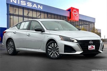 Used 2024 Nissan Altima 2.5 SV