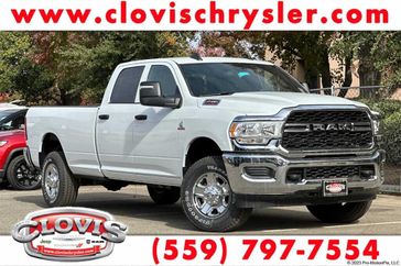 2024 RAM 2500 Tradesman Crew Cab 4x4 8' Box