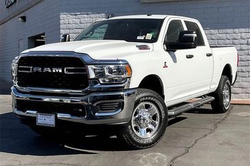 2024 RAM 2500 Tradesman Crew Cab 4x4 6'4' Box