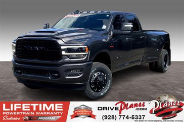 2024 RAM 3500 Laramie Crew Cab 4x4 8' Box