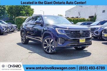 New 2025 Volkswagen Atlas Cross Sport 2.0T SEL Premium R-Line