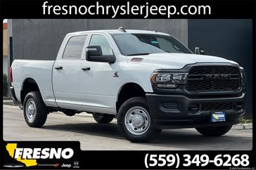 2024 RAM 2500 Tradesman Crew Cab 4x4 6'4' Box