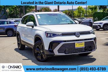 New 2025 Volkswagen Taos 1.5T SE