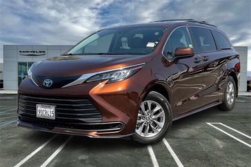 Used 2022 Toyota Sienna LE
