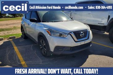 Used 2018 Nissan Kicks SV