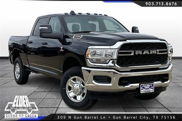 2024 RAM 2500 Tradesman Crew Cab 4x4 6'4' Box