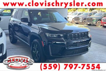 New 2027 Jeep Grand Cherokee Laredo Altitude