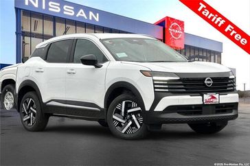 New 2026 Nissan Kicks SV