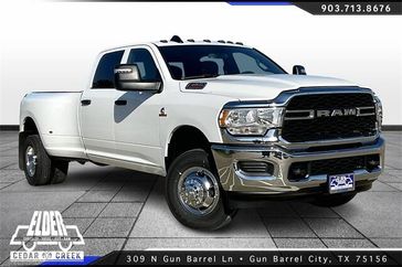 2024 RAM 3500 Tradesman Crew Cab 4x4 8' Box