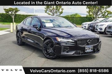 Used 2022 Volvo S60 Recharge Plug-In Hybrid T8 Black Edition R-Design Extended Range