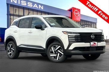 New 2026 Nissan Kicks SV