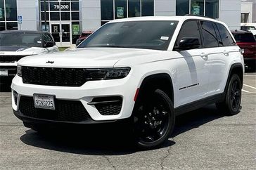2023 Jeep Grand Cherokee Altitude