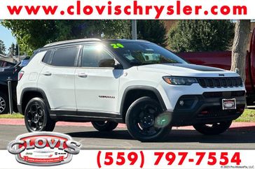 Used 2024 Jeep Compass Trailhawk