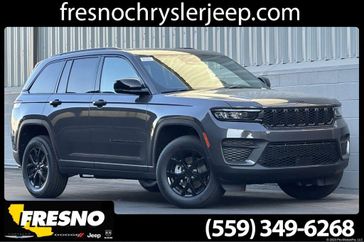 New 2025 Jeep Grand Cherokee Altitude 4x4