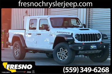 New 2026 Jeep Gladiator Mojave 4x4