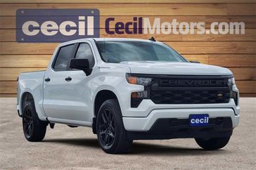 Used 2025 Chevrolet Silverado 1500 Custom
