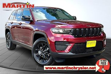 New 2025 Jeep Grand Cherokee Altitude 4x4