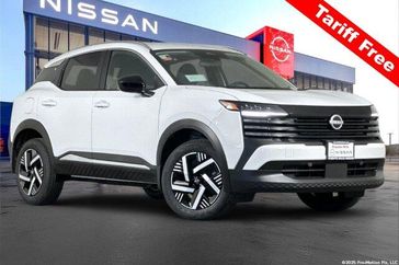 New 2026 Nissan Kicks SV