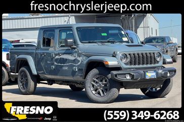 New 2026 Jeep Gladiator Sport S 4x4