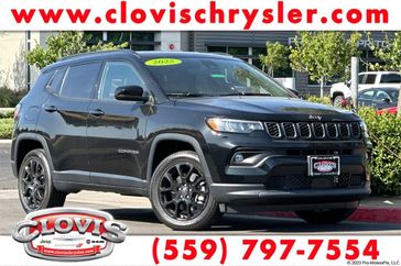New 2025 Jeep Compass Latitude 4x4