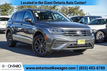 2024 Volkswagen Tiguan 2.0T SE in a Platinum Gray Metallic exterior color and Titan Blackinterior. Ontario Auto Center ontarioautocenter.com 