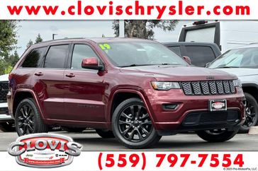 Used 2019 Jeep Grand Cherokee Altitude