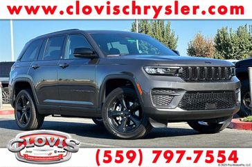 2025 Jeep Grand Cherokee Altitude X 4x4