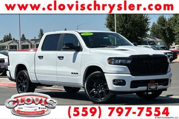 New 2026 RAM 1500 Laramie Crew Cab 4x2 5'7' Box