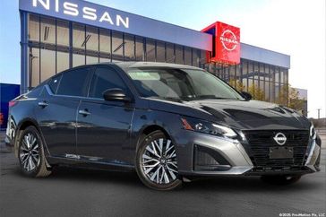 Used 2025 Nissan Altima 2.5 SV