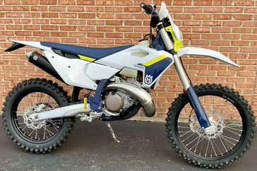 2025 Husqvarna TE 300