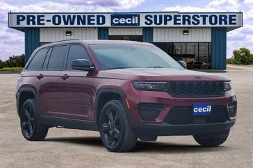 Used 2023 Jeep Grand Cherokee Altitude