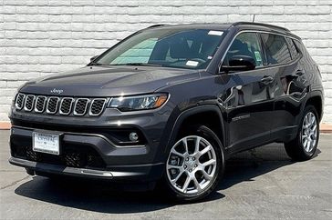 2024 Jeep Compass Latitude Lux 4x4