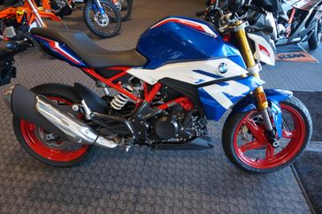 New 2025 BMW G 310 R 