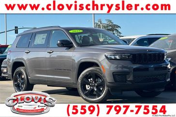 New 2025 Jeep Grand Cherokee L Altitude X 4x4