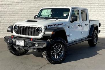 New 2025 Jeep Gladiator Mojave 4x4