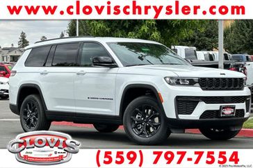 New 2026 Jeep Grand Cherokee L Laredo Altitude 4x4