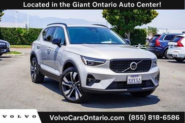 Used 2025 Volvo XC40 B5 Plus Dark Theme